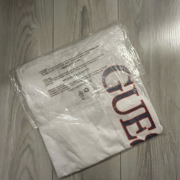 SOLD 88rising x GUESS Tri Logo White Tee - Picture 4 of 5